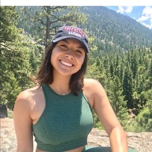 Meet your Posher, Leticia